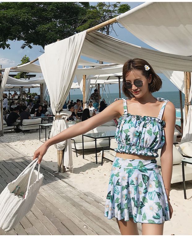 Cặp đôi đồ bơi nữ bikini mới ba mảnh bảo thủ che bụng kỳ nghỉ bên bờ biển quần nam quần bơi mới - Vài đồ bơi đồ đôi đi biển 2020