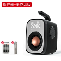 Пульт, черный микрофон