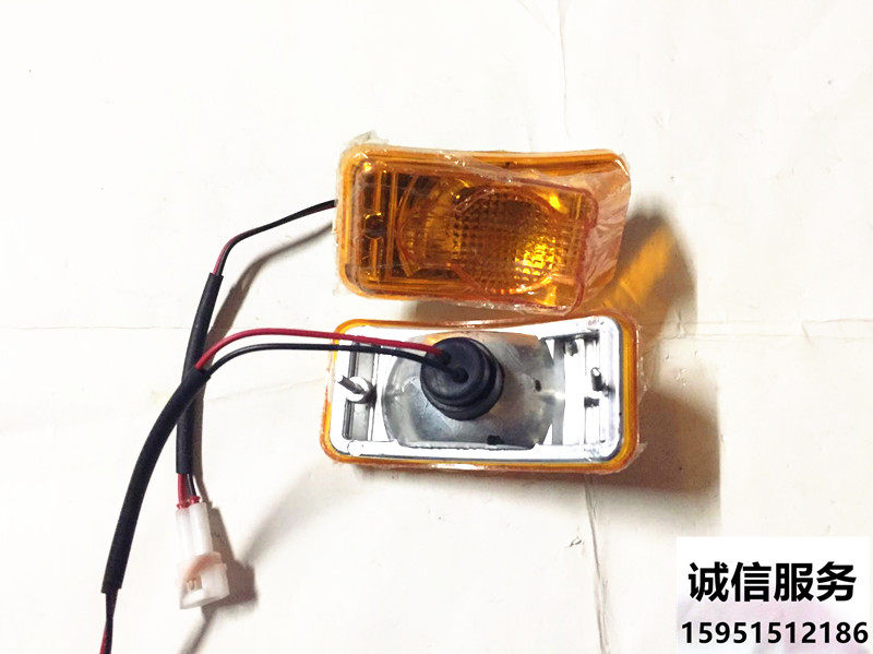 Chengdu trump leaf plate side lamp New trump Divine Wind Divine Eagle car side lamp assembly direction light side lamp