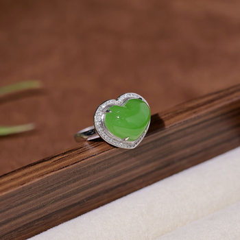 Fashion trendy hetian jade gold inlaid hand jewelry for wife