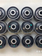 Рука рукавом 适用进口吉姆尼1.3jimny前后关刀胶套下摆臂下悬臂衬套 Frey