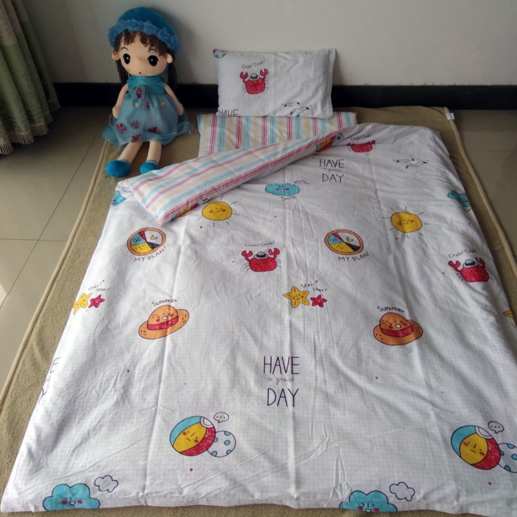 Mẫu giáo chăn ba mảnh bông cotton quilt cover bé trẻ sơ sinh trẻ em ngủ trưa sáu mảnh vào bộ đồ giường