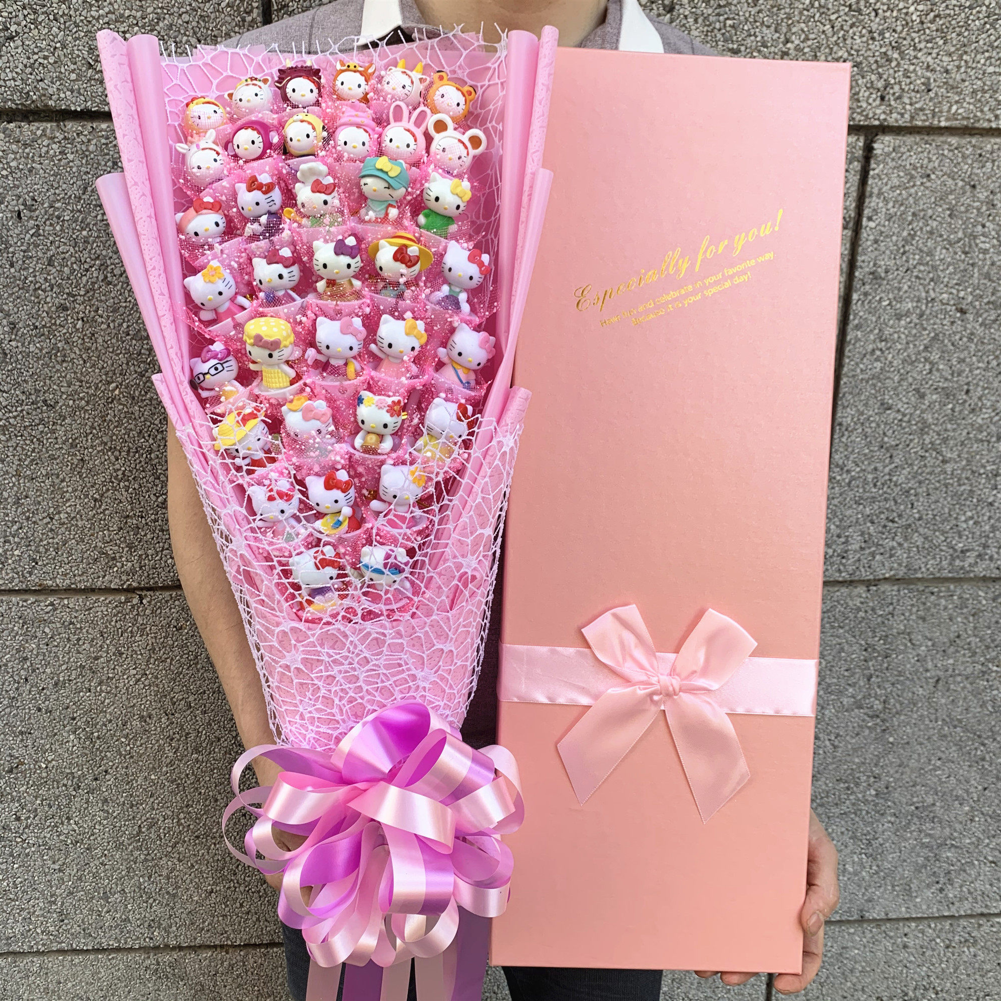 hello Kitty cartoon doll bouquet graduation KT cat machine cat birthday Seven New Year's Eve gift girlfriend