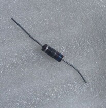Imported solid solid carbon film resistor 1W 68 Euro