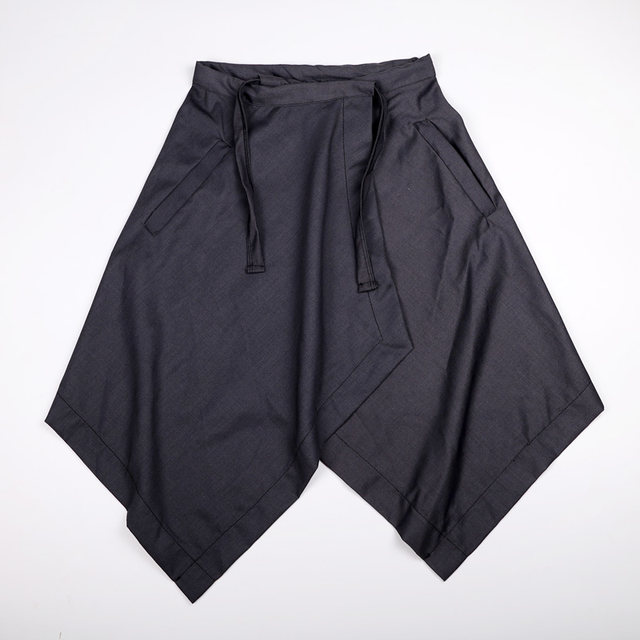 Lace-up skirt with irregular solid color hem and personalized butt curtain