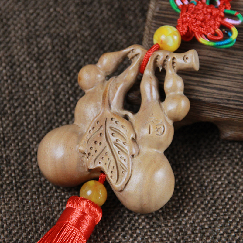 Peach wood hyacinth engraving pendant car pendant hand to play feng shui home creative gourd wood carvings hanging handicraft-Taobao
