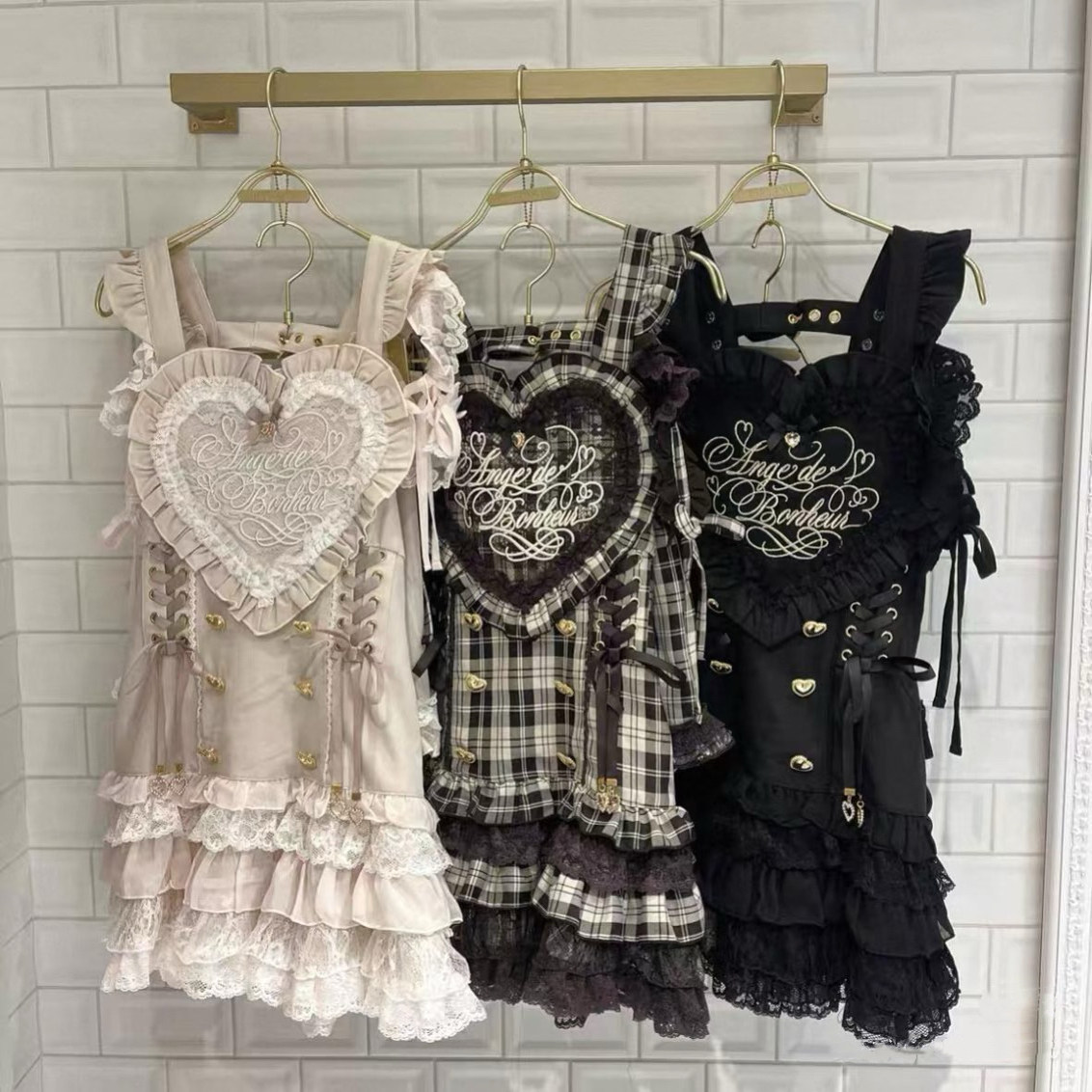 2025日系甜美洛丽塔蕾丝爱心刺绣背带裙套装如何挑选最适合自己?