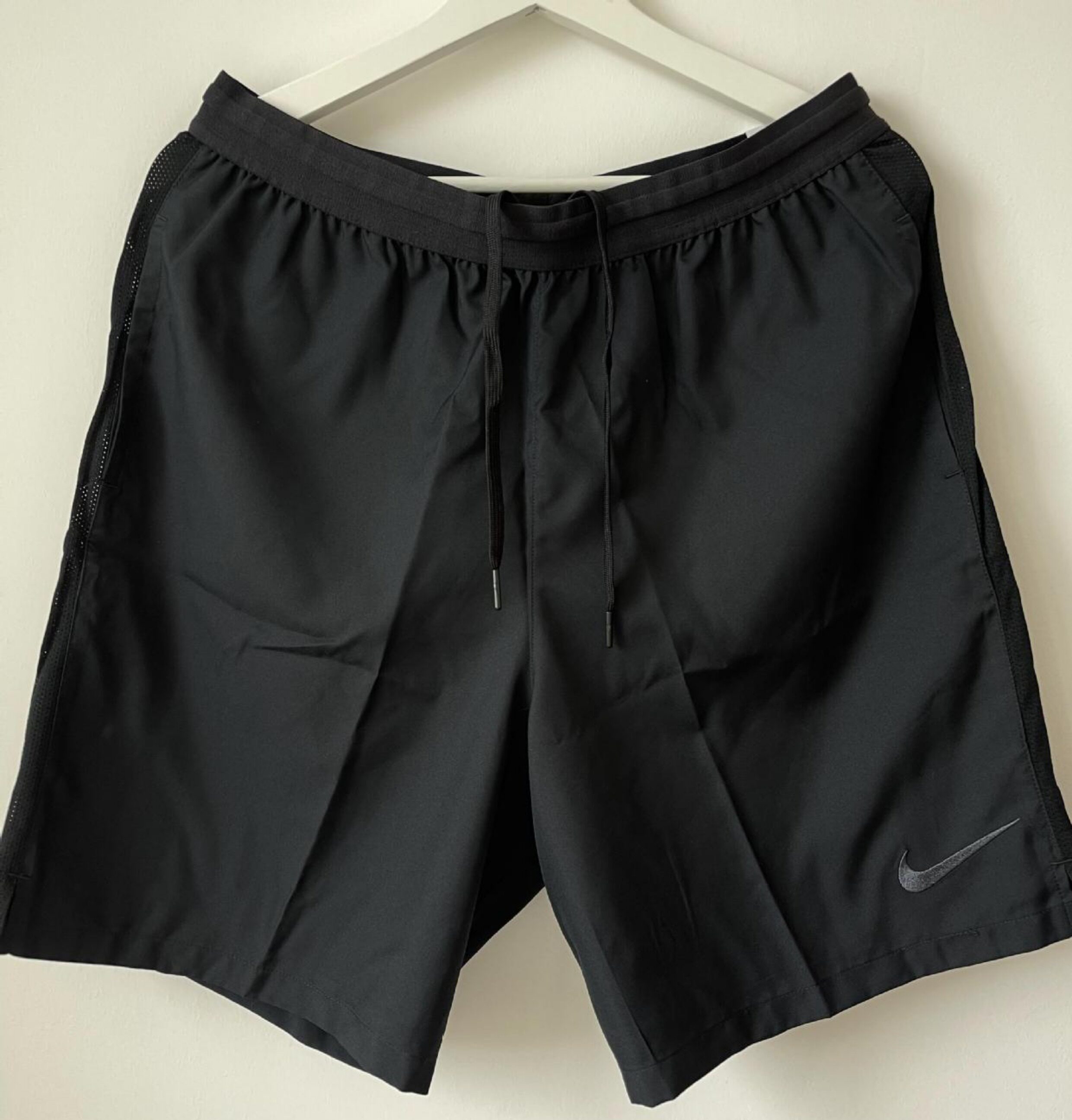 Форма для голкипера 耐克nike22-26赛季速干裁判服短裤英超中超aa0737
