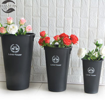 Plastic Flower Bucket Awakening Bucket with Handle High Quality Florist Supplies Flower Bucket Thickened Large Flower Bucket Black White