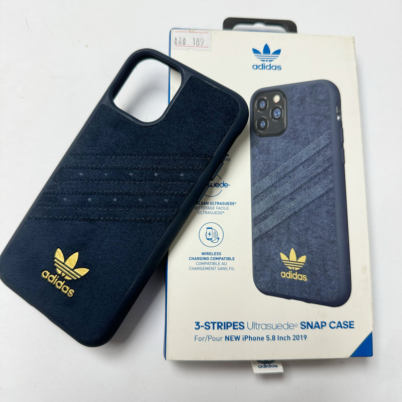 (Some Packaging Boxes Are Not Good) Genuine Adidas Case Suitable for iPhone 11 Pro, Clover Protective Case, Anti-Drop Hard Shell with Soft Edges and Lanyard Hole (Some Packaging Boxes Are Not Good) Genuine Adidas Case Suitable for iPhone 11 Pro, Clover Protective Case, Anti-Drop Hard Shell with Soft Edges and Lanyard Hole