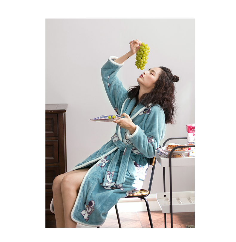Jing Yun mùa đông phụ nữ mới đồ ngủ san hô nhung dài tay ấm dịch vụ nhà với flannel trong áo choàng đoạn dài đồ ngủ 2 dây