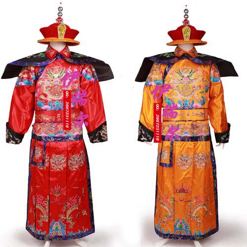 Qing Dynasty Emperor's Dragon Robe Photography Performance in Ancient Costumes