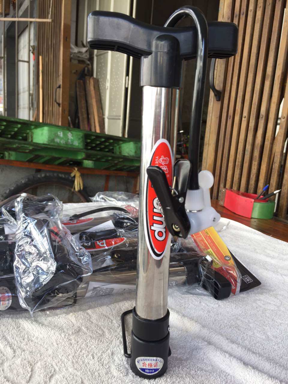 Pompe à vélo - Ref 2390451 Image 6