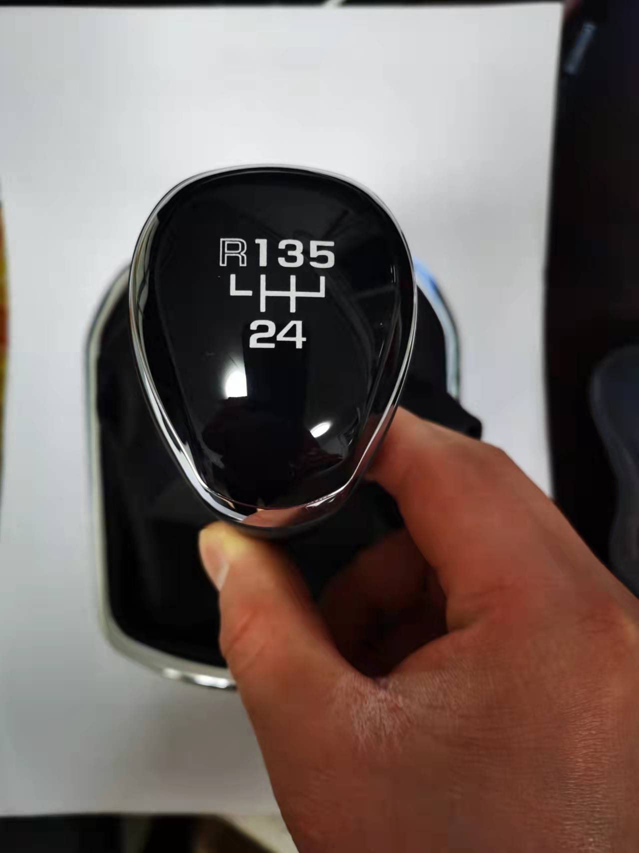 Chevrolet Corruz gear shift handball MT AT AT AT T AT