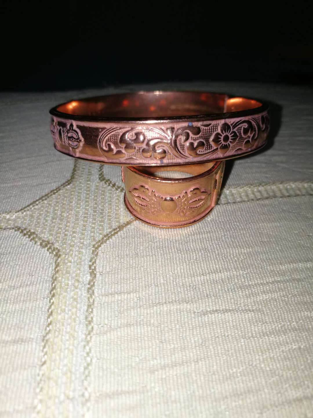 Kalachakra empowerment practice requires the use of a cross-descending wand and an original set of ring bracelets