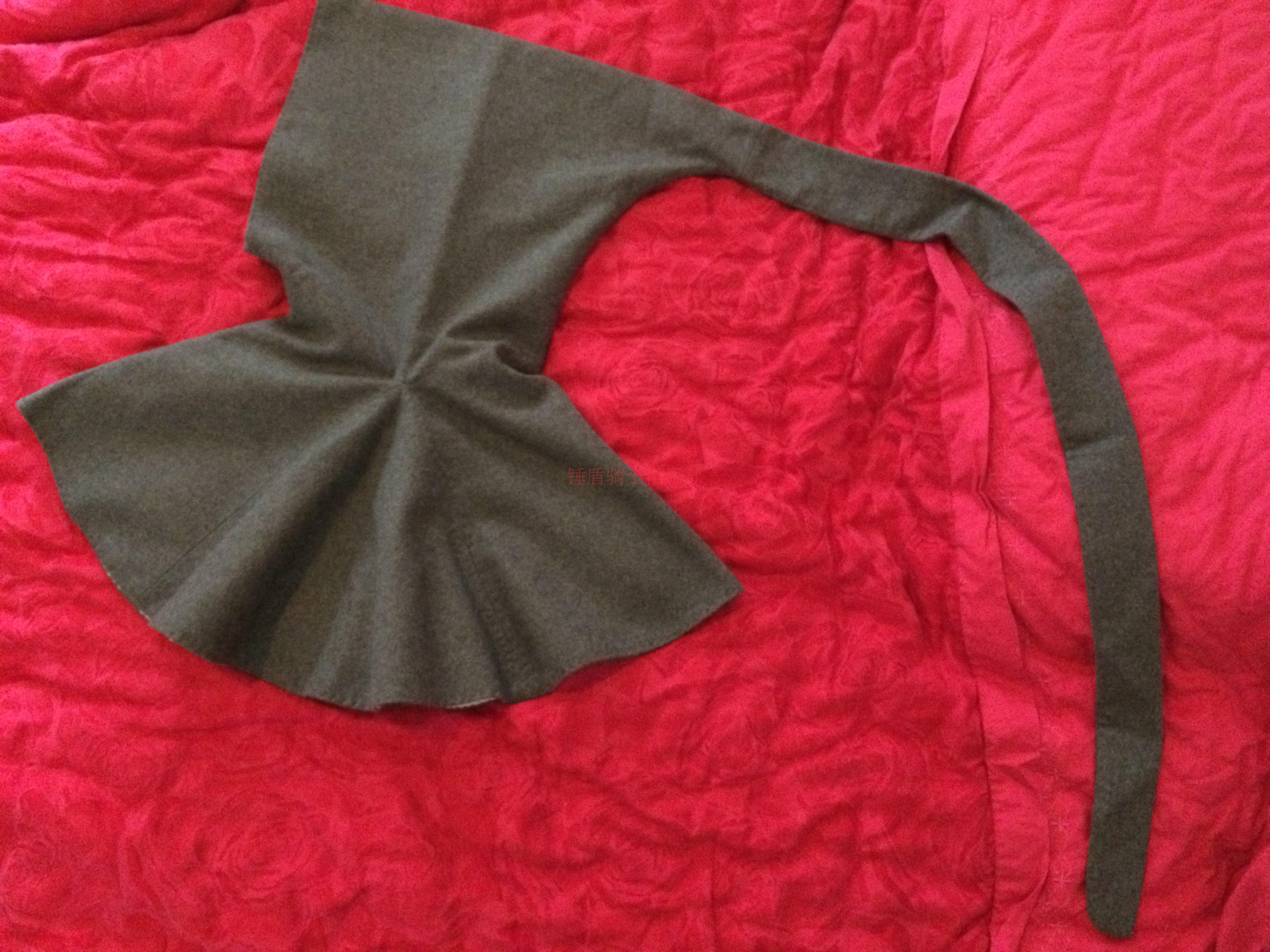 Long tail hood history repeating handicrafts in the history of the hood