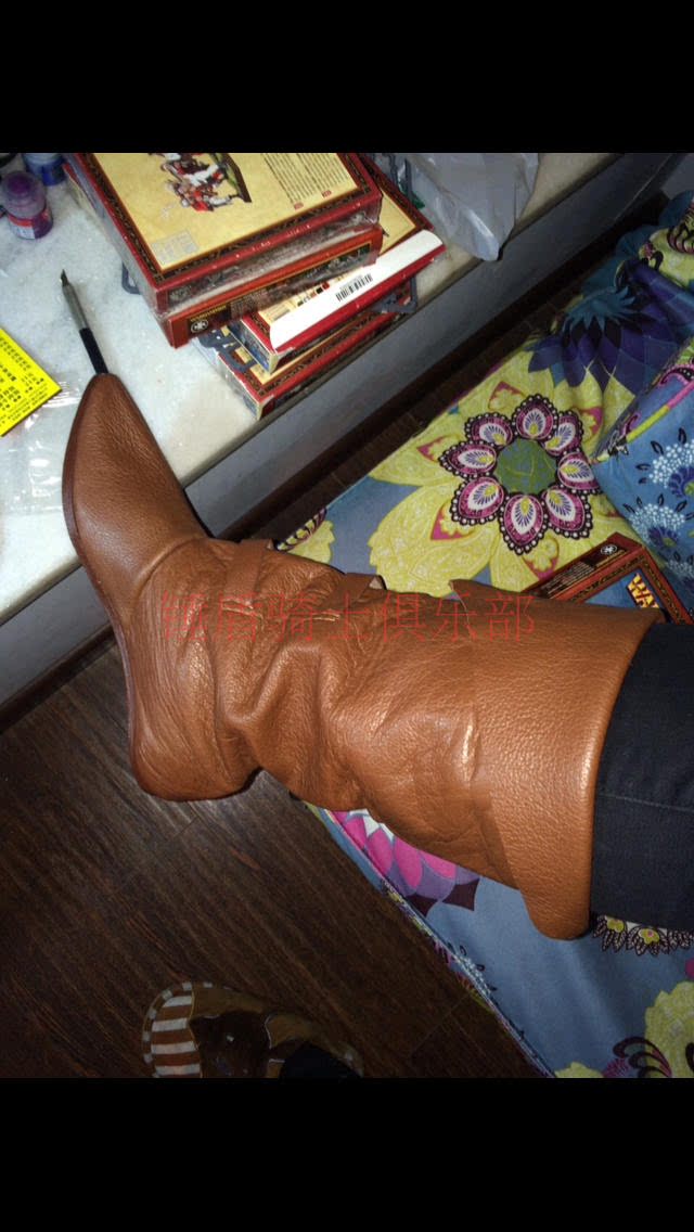 A short boot for the manual cavalry