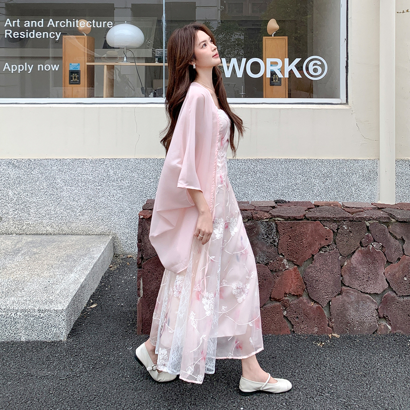 Gentle and Romantic Style Pink Embroidered Shawl Dress for Women, Summer Trendy Two-Piece Set, Sun-Protective Cardigan, Slimming Fairy Dress