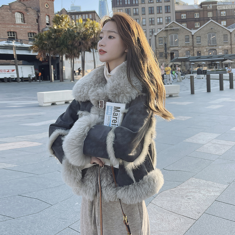 Lamb Wool Coat Woman 2023 new fur integrated locomotive clothes Superior Sense Little small Cashmere Cotton Clothing-Taobao