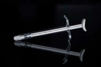 Жидкий кормление с толчком