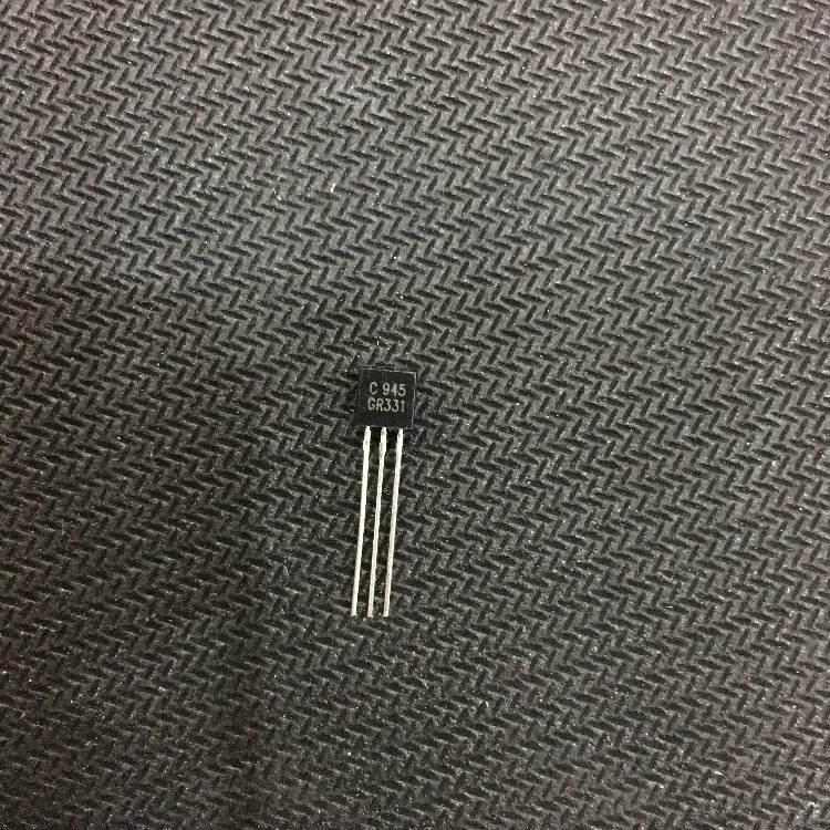 Can be shot directly with C945 2SC945GR331 TO-92 NPN Commonly used ECB foot directly plugged triodes