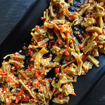 Hunan specialty Dragon BUD dish chili sauce farmhouse pure handmade spicy spicy noodles under the meal 200g 2 bottles