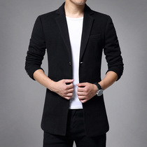 The man in the wind is a long section of the Han version of the Han version of the autumn and winter 2018 new Mao and the mens spring and autumn trend.