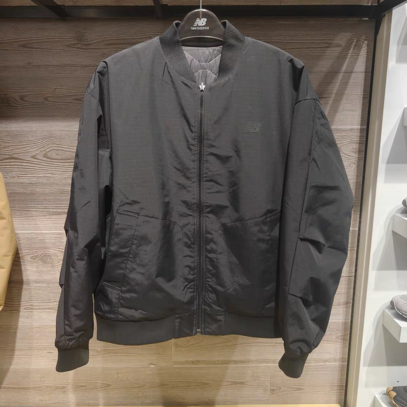 New Balance Nb Men's and Women's Stand-Up Collar Reversible Warm Baseball Jacket Loose Cotton Jacket Mj62Q632 New Balance Nb Men's and Women's Stand-Up Collar Reversible Warm Baseball Jacket Loose Cotton Jacket Mj62Q632