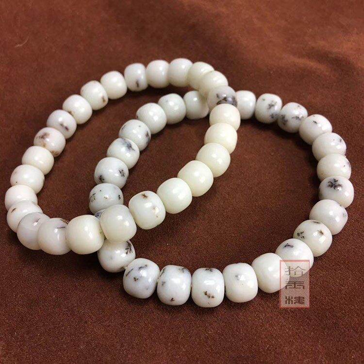 島帰りの与三郎でございます ビルマ産 天然ヒスイ 9 627ct 無着色 無含侵を証するソーテイング付き Esupport Vn