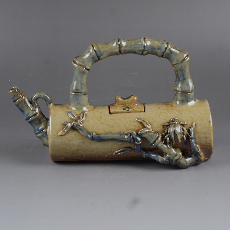 Antique antique porcelain collection Jingdezhen factory goods Ceramic hand-pinched carved bamboo beam pot Teapot jug ornaments