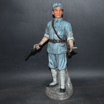 Antique antique red collection Jingdezhen Sculpture Porcelain Factory Fully hand-sculpted porcelain Red Army figures home furnishings