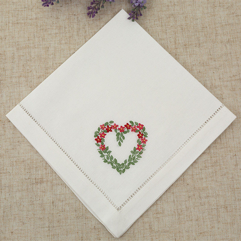 Brief Nature Handmade Embroidery Drawing Silk Square American Pure Cotton Embroidered Gift Handkerchief with a napkin accompanied by a hand