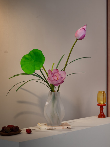 Simulated Lotus Flower Decorations in Chinese Style, Sòng Dynasty Aesthetics, High-End Living Room Dining Table Tv Cabinet Ornaments, Realistic Ru Porcelain