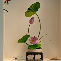 Lotus Flower Artificial Bonsai Decorative Ornaments with a High-End, Realistic Feel for Tea Rooms, Dining Tables, and Entryways; Fake Flowers with a Song Dynasty Aesthetic