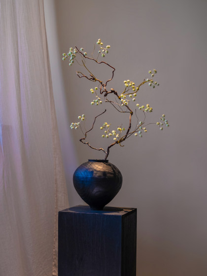New Chinese-Style Mulberry Fruit Artificial Flowers, Faux Flower Decorations for Tea Rooms and Entryways, Song Dynasty Aesthetics, High-End Bionic Flowers for Dining Tables