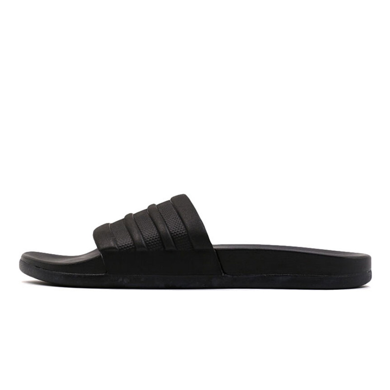 Giày thể thao Adidas nam 2019 đế phẳng mới chống trơn đi biển đi dép bình thường S82137 dép chính hãng
