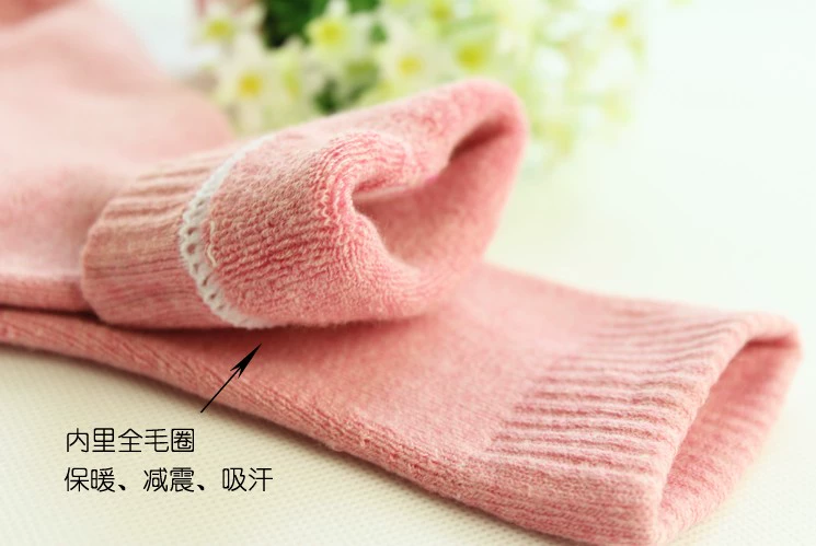 1 đôi tất nữ mùa đông khăn dày của phụ nữ vớ cotton terry mùa đông siêu dày ấm áp cộng với vớ cashmere