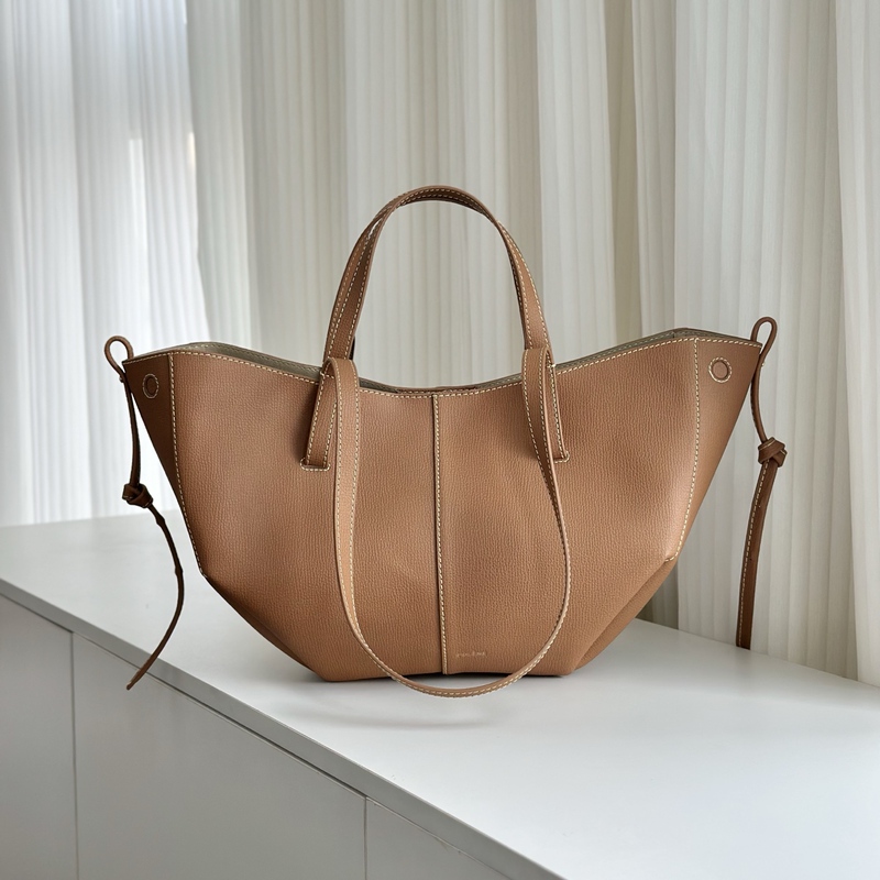2025 New French Light Luxury Brand Tote Bag, Cowhide Wing Bag, Commuter Bag, Handbag, Mother-Daughter Bag 2025 New French Light Luxury Brand Tote Bag, Cowhide Wing Bag, Commuter Bag, Handbag, Mother-Daughter Bag