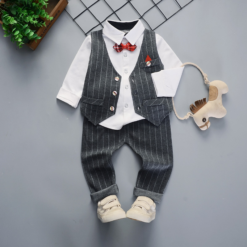 . Boy áo giáp Gentleman ba mảnh set 2 mùa thu 3 trẻ em nhỏ phù hợp với 4 bé chiếc váy thiết lập 1 tuổi.