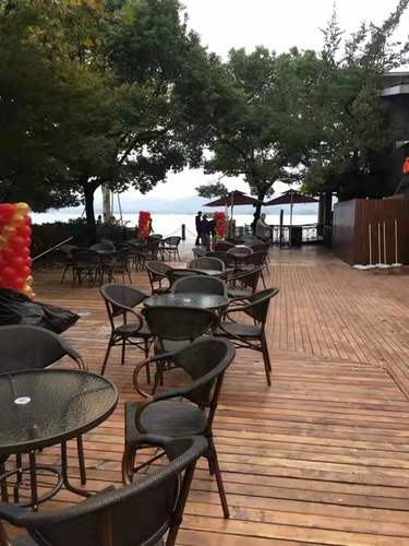 Простой уличный водонепроницаемый алюминиевый стул со сталинской сеткой, патио, двор, кафе, западный бар, стул из ротанга, подлокотник, обеденный стул