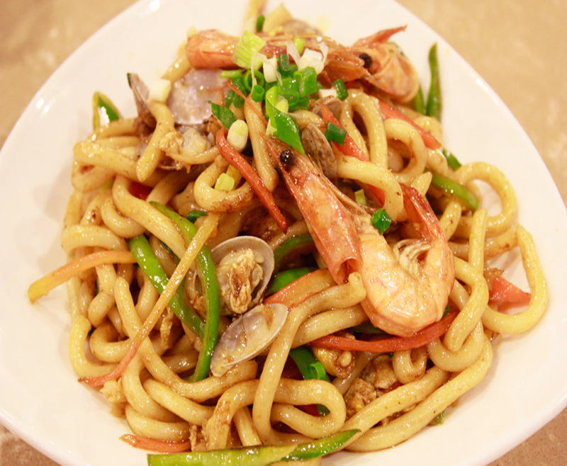 фунчоза со стручковой фасолью. пп лапша. гречневая соба. лапша с устричным соусом. вок с фунчозой.