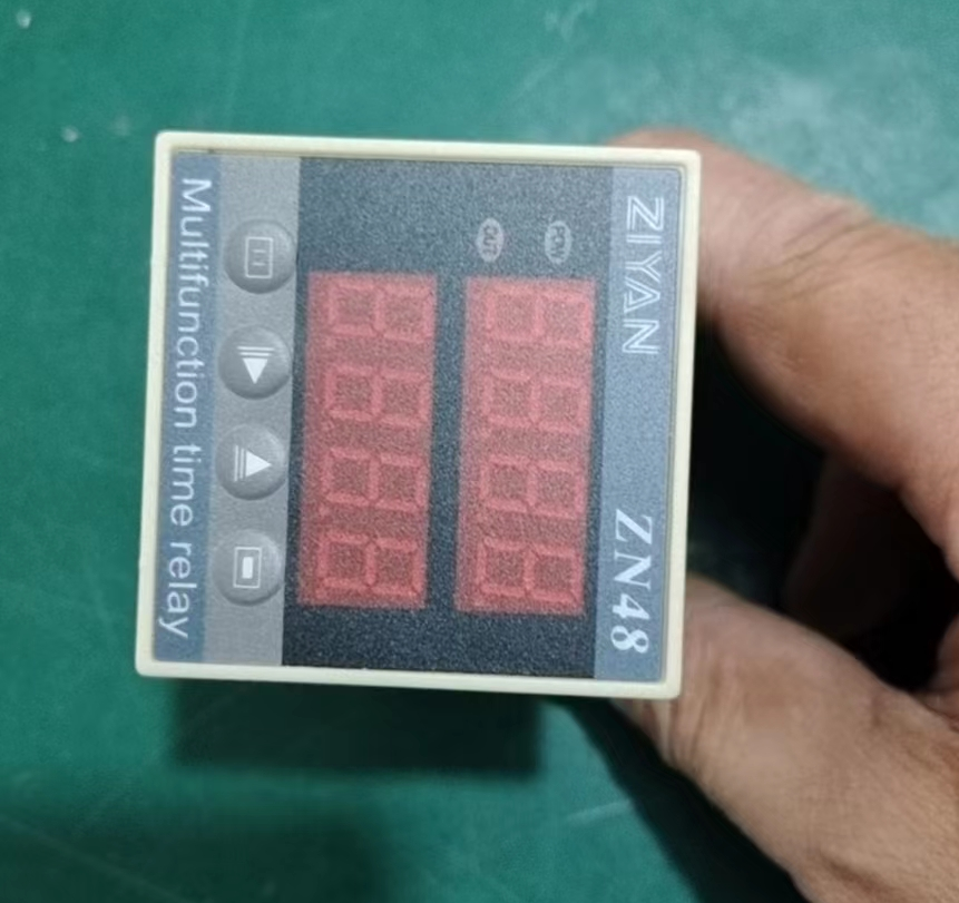 Yueqing Ziyen Electric Factory ZN 48 multi - function time relay counter accumulator AC220V