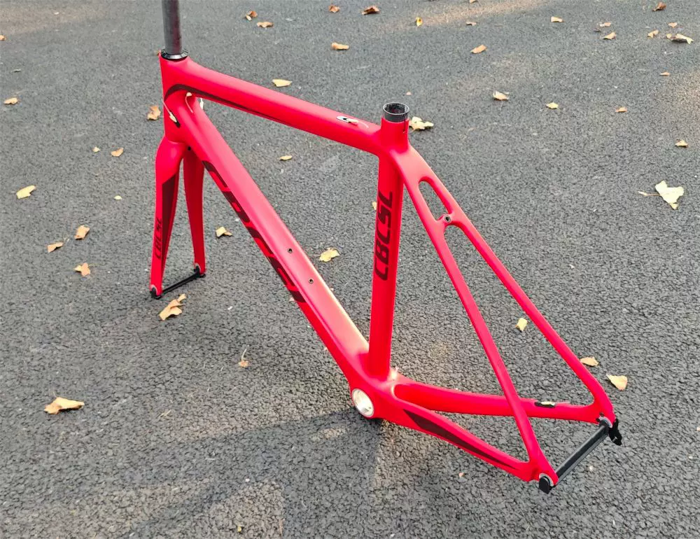 Road frame carbon fibre