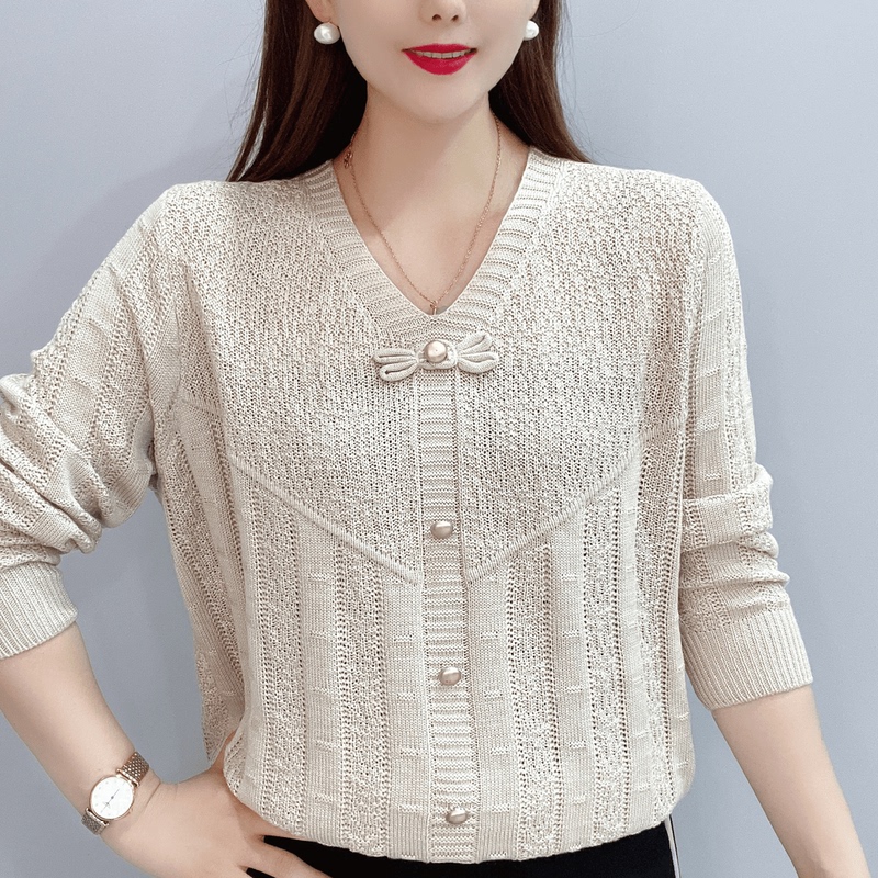 V-Neck Bow-Knot Belly-Covering Knit Sweater, New Autumn Fashion, Stylish and Age-Reducing Top, Mom-Style Elegant Casual Sweater