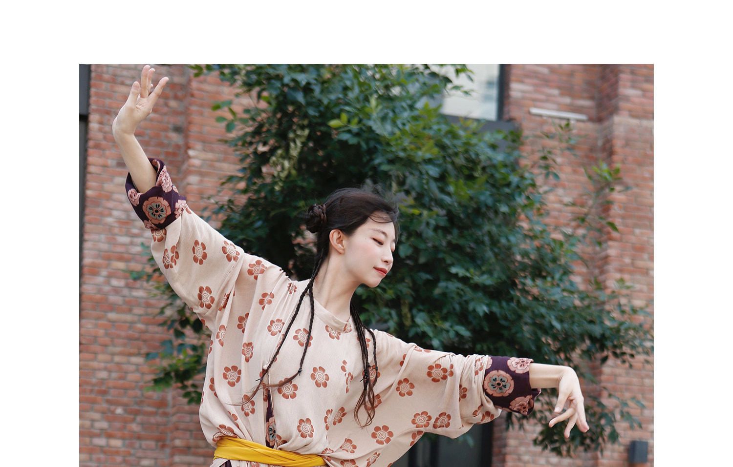 Китайцы одежда наборы 谜阿凰花临唐制圆领袍阔腿裤唐风汉元素汉服原创国风高端女装汉服