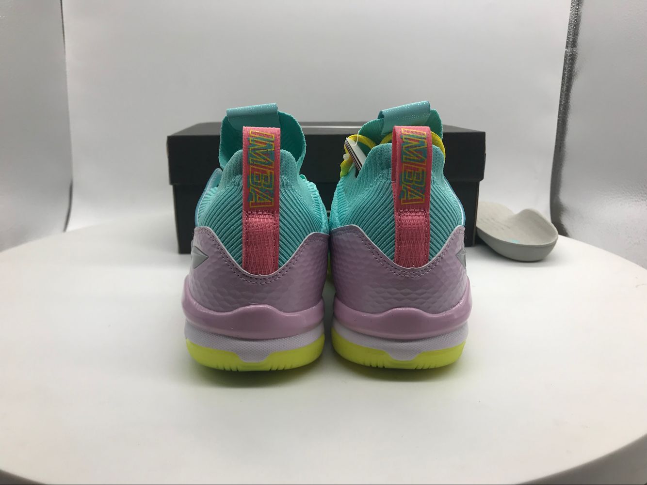 Giày cầu lông Li Ning chính hãng nổ âm thanh nam và nữ AYZN009 / 006 AYZP001 / 002 AYZN011 giày sneaker nữ hot trend 2021