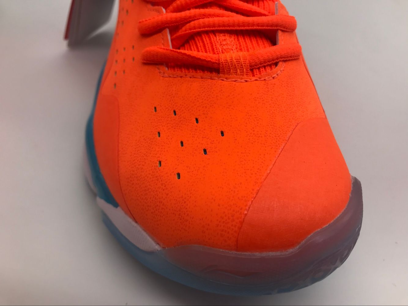 Giày cầu lông Li Ning chính hãng nổ âm thanh nam và nữ AYZN009 / 006 AYZP001 / 002 AYZN011 giày sneaker nữ hot trend 2021