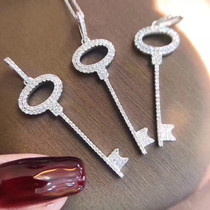 The key to the heart the key to opening the heart 25 points natural real diamond 18K white gold pendant adjustment necklace is large