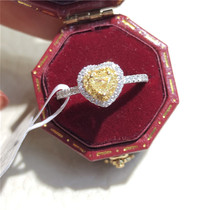 Loving Heart-shaped Main Drill 30 Yellow Diamond Sub-drill 30 Total 60 Natural True Diamond 18K Platinum Ring Ring Ring
