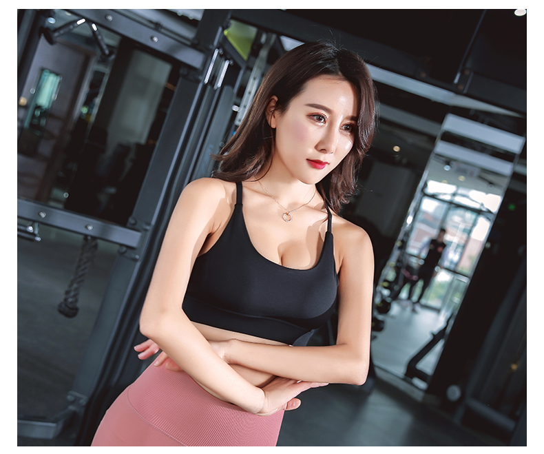 Đồ lót thể dục nữ ngực nhỏ chống sốc tập hợp đồ lót thể thao nữ nhỏ vẻ đẹp trở lại mỏng băng chéo bộ sưu tập áo ngực - Đồ lót thể thao áo lót thể thao